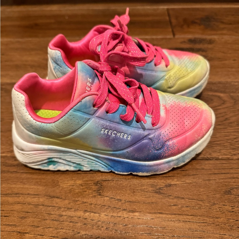 Girls Skechers tennis shoes, Size 12 (US); used